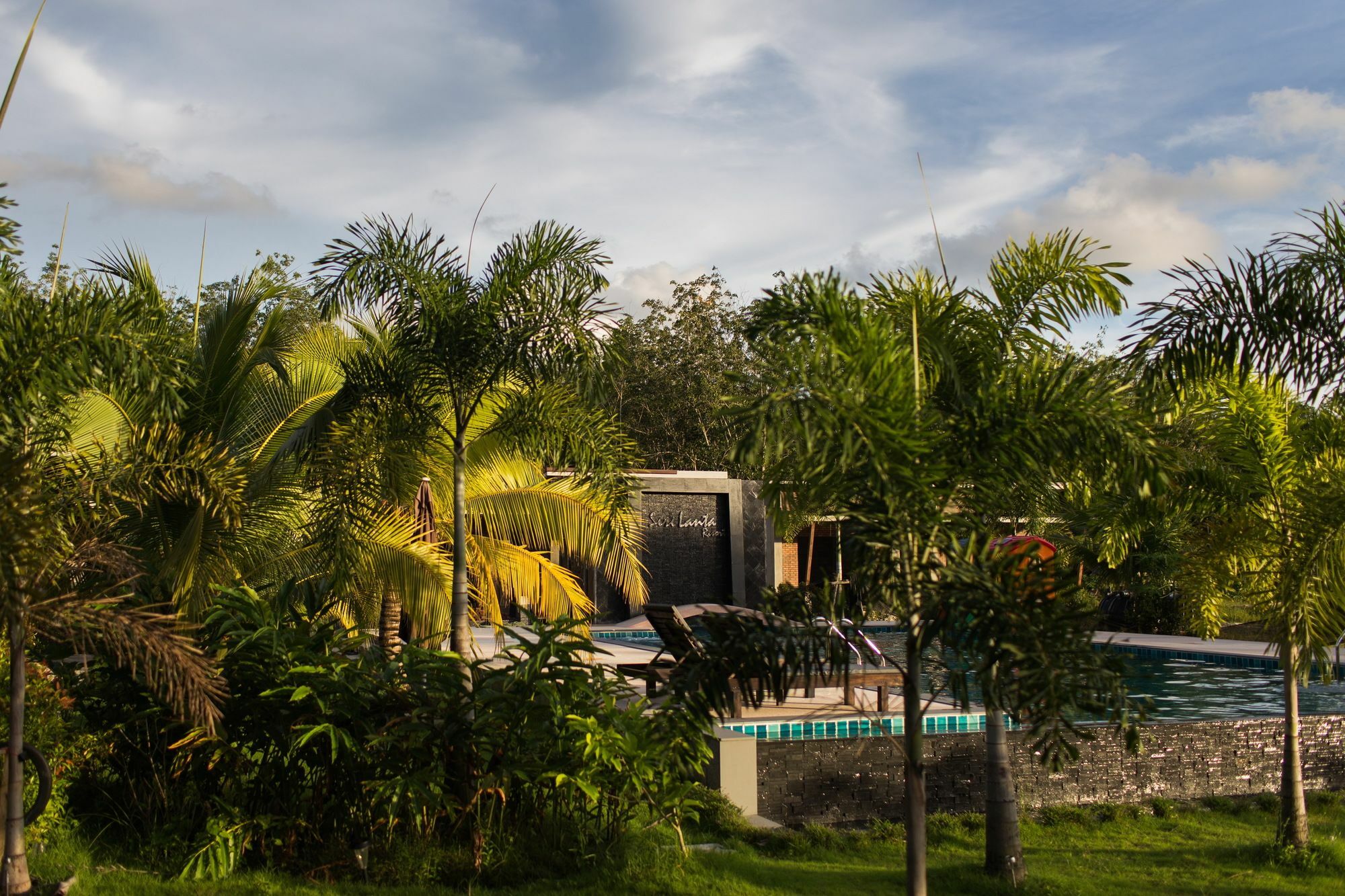 Siri Lanta Resort Ko Lanta 外观 照片
